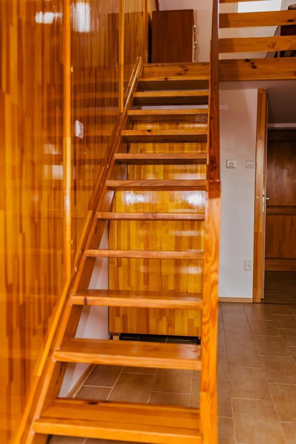 Niki Apartman Gyula Zewnętrze zdjęcie