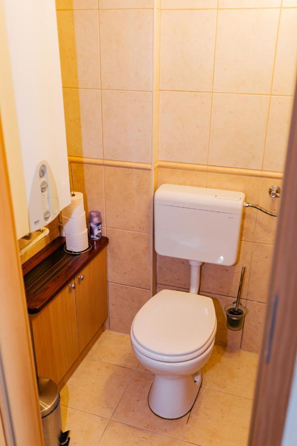 Niki Apartman Gyula Zewnętrze zdjęcie
