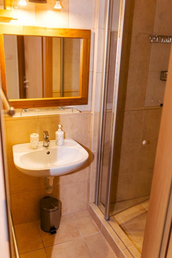 Niki Apartman Gyula Zewnętrze zdjęcie